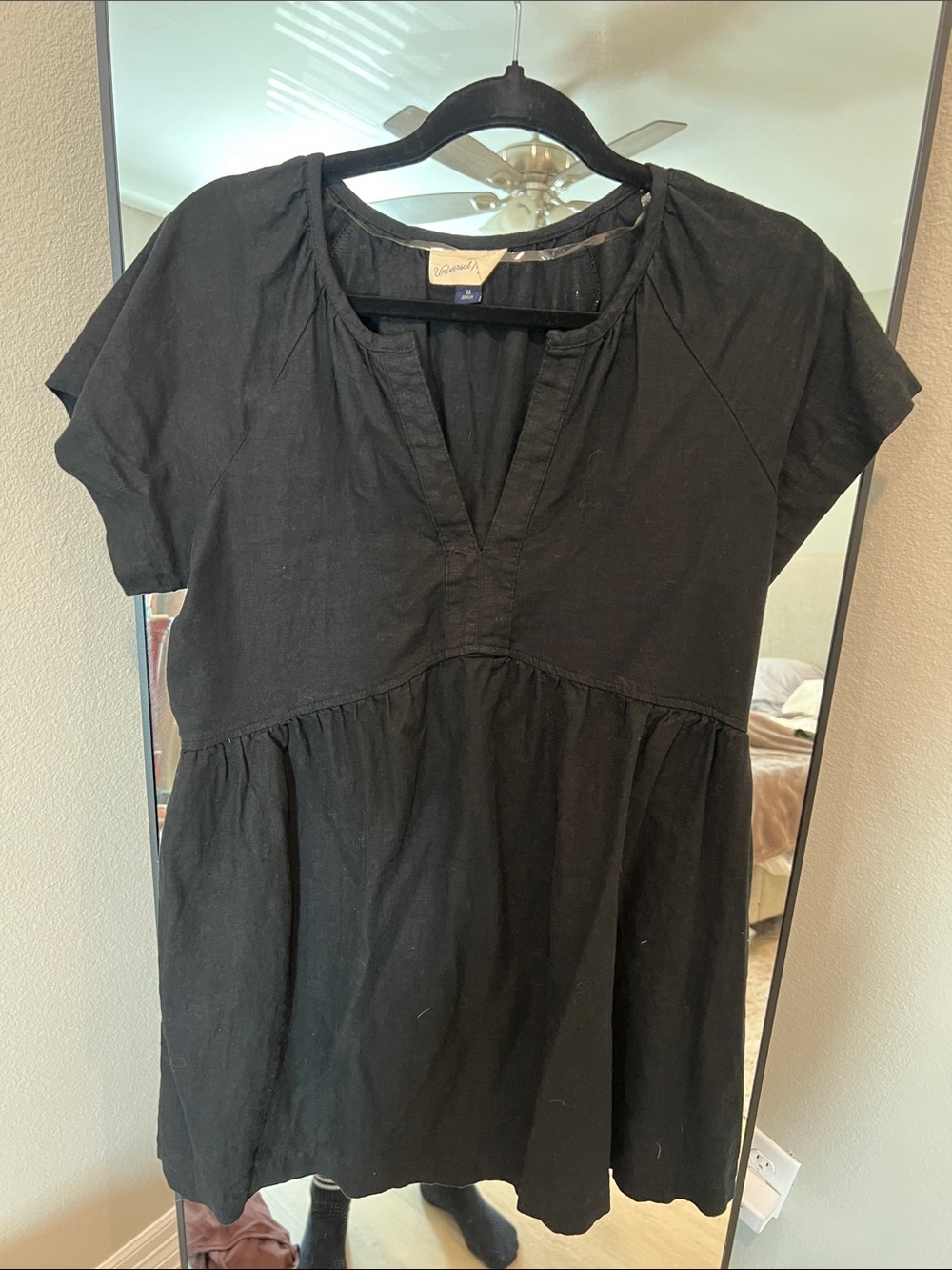 Universal Thread Black Short-Sleeve Peplum Tunic
